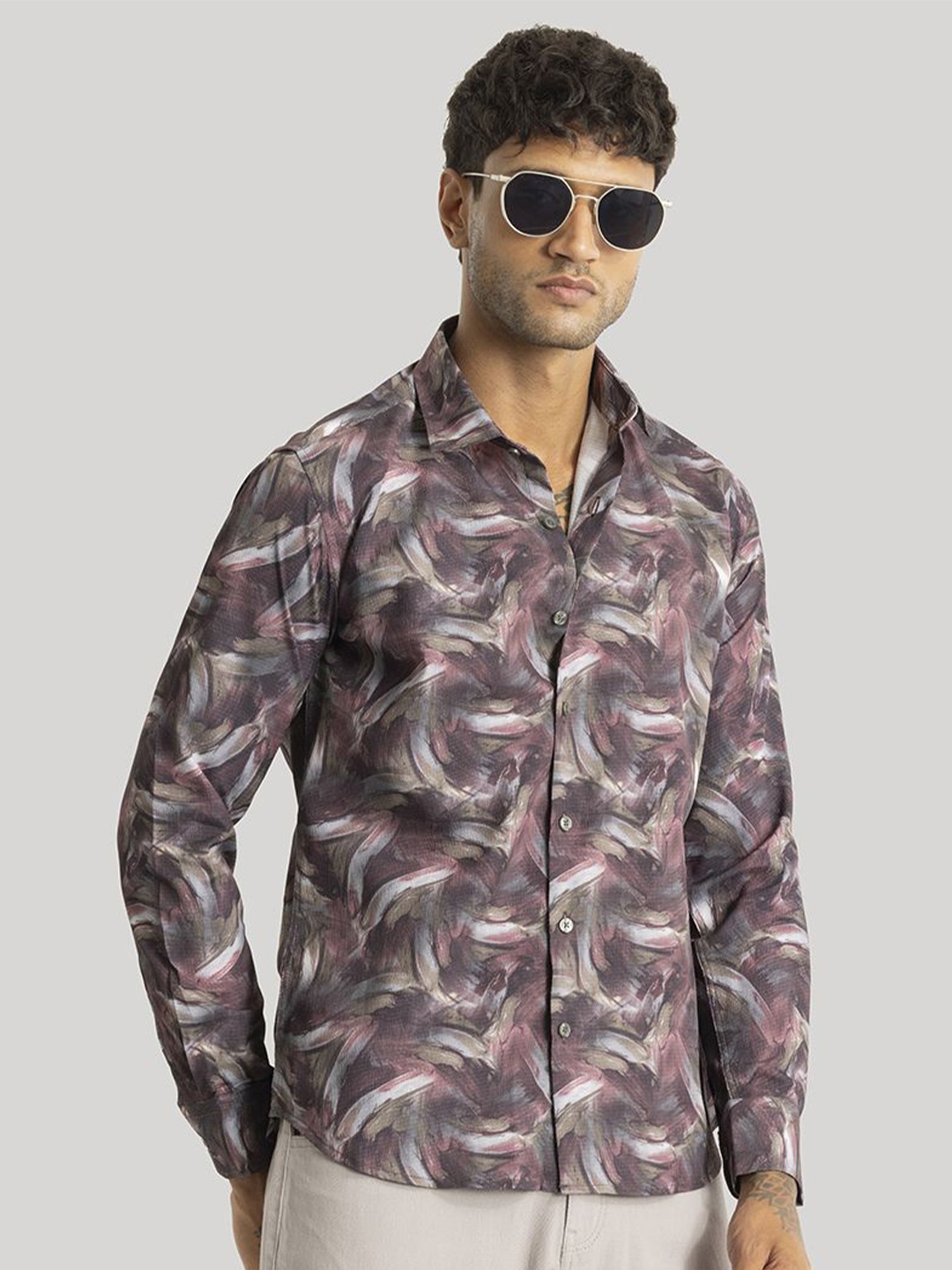

Snitch Men Smart Spread Collar Abstract Printed Slim Fit Formal Shirt, Brown