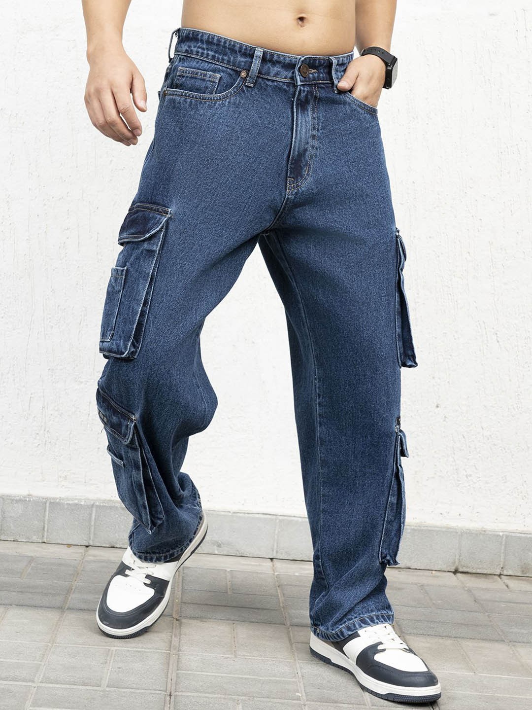 

Hubberholme Men Cotton Relaxed Fit Mildly Distressed Cargo Styles Jeans, Blue