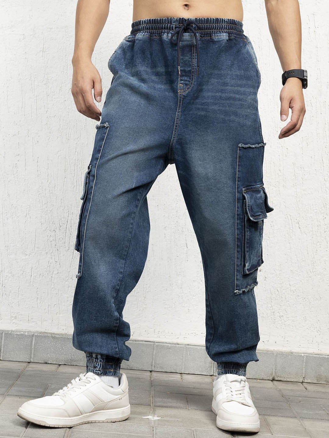 

Hubberholme Men Relaxed Fit Cotton Light Fade Joggers Style Cargo Jeans, Blue