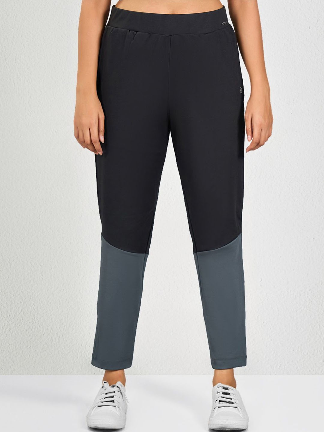 

MAYSIXTY Women Ankle Length Mid Rise Yoga Tights, Black
