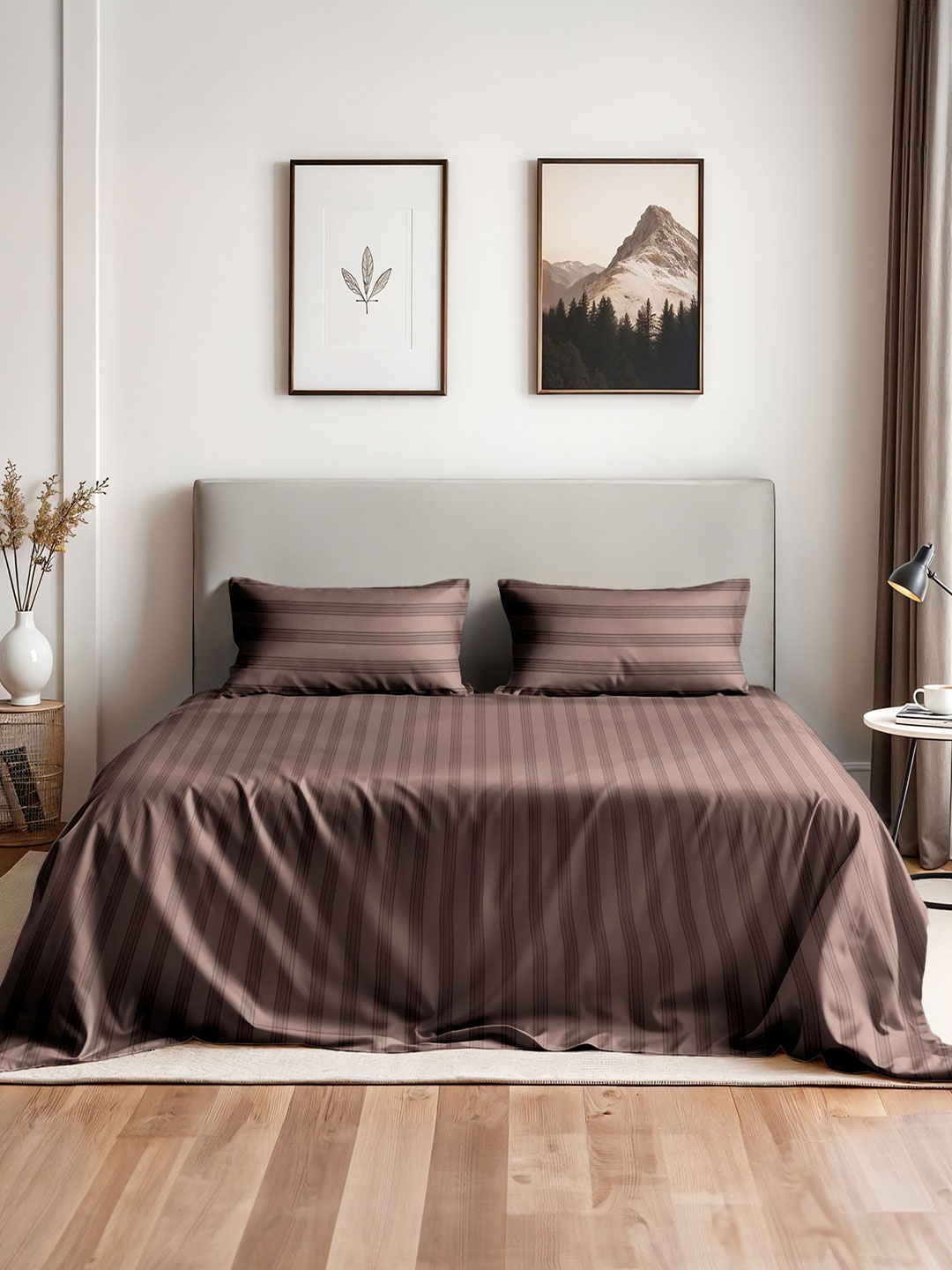 

Myntra Elegant Homes Taupe Striped 400 TC King Bedsheet with 2 Pillow Covers