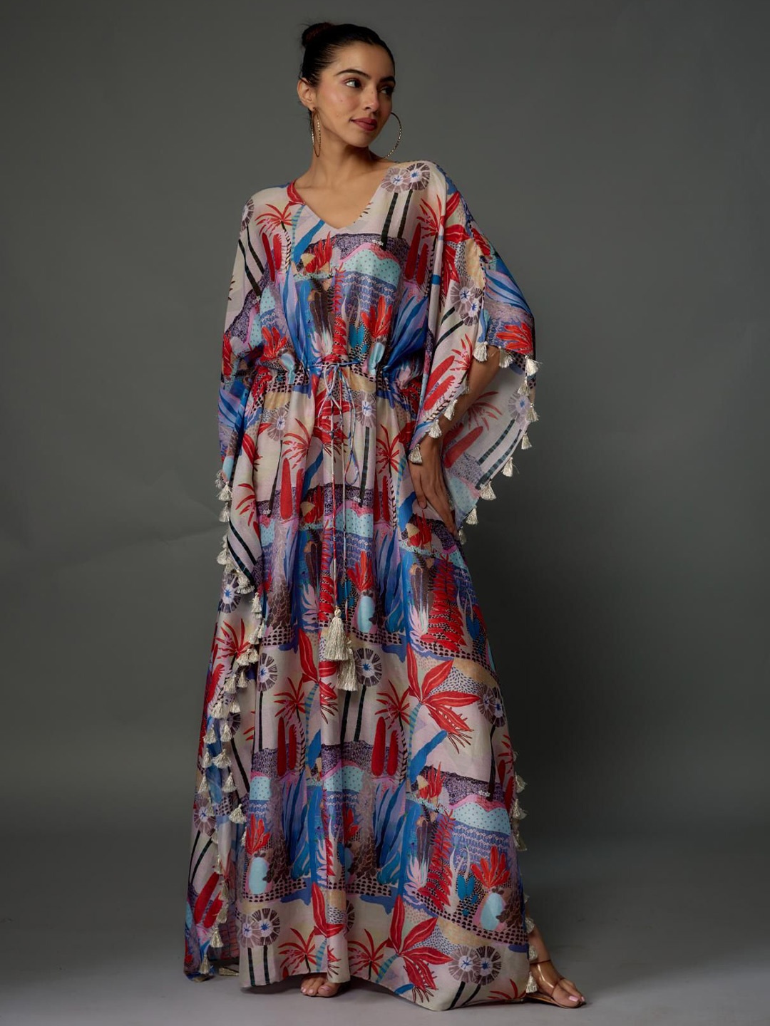 

PS PRET BY PAYAL SINGHAL Women Printed V-Neck Flared Sleeve Kaftan Dress, Red