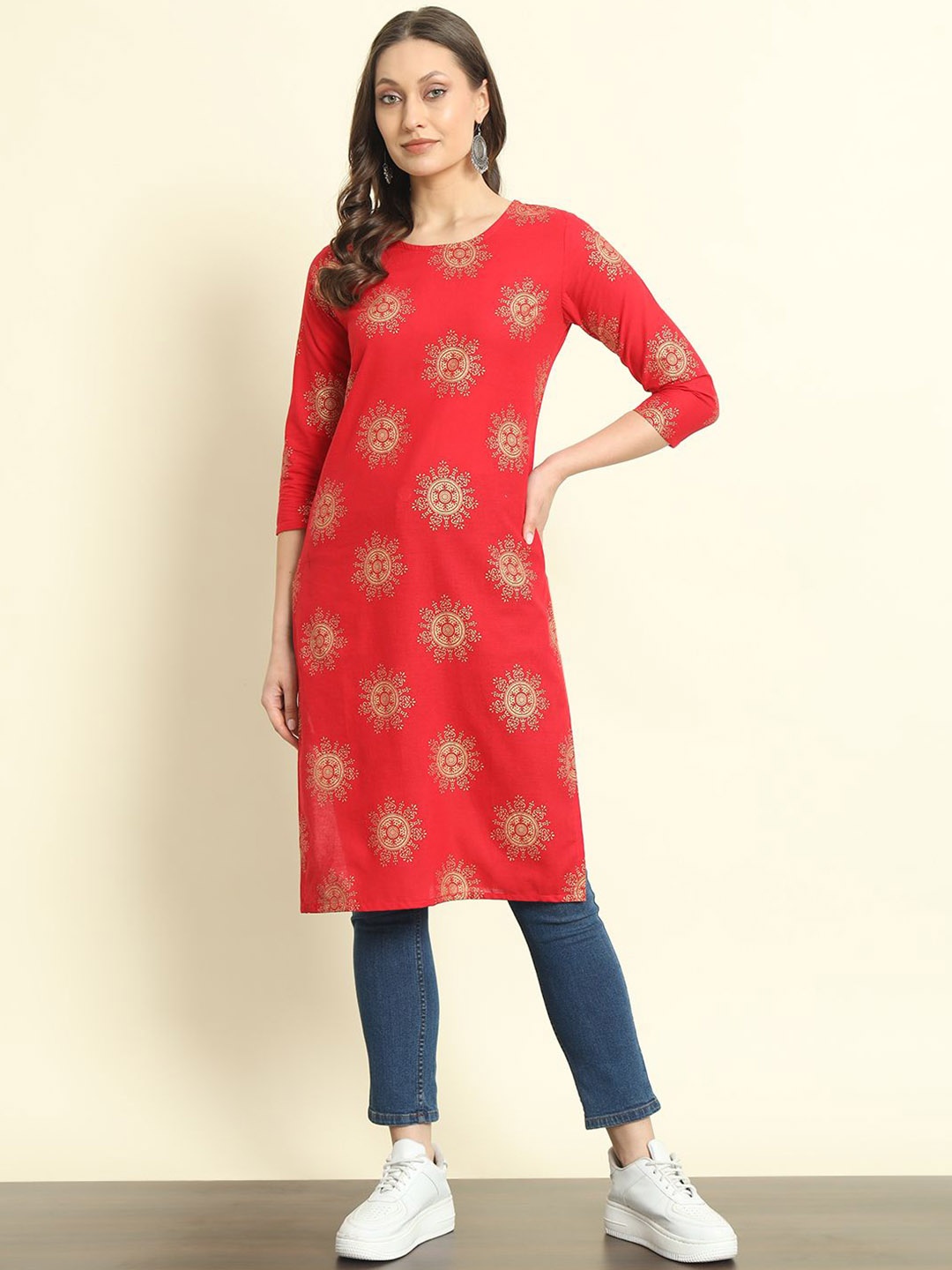 

SURHI Ethnic Motifs Printed Round Neck Cotton Straight kurta, Red