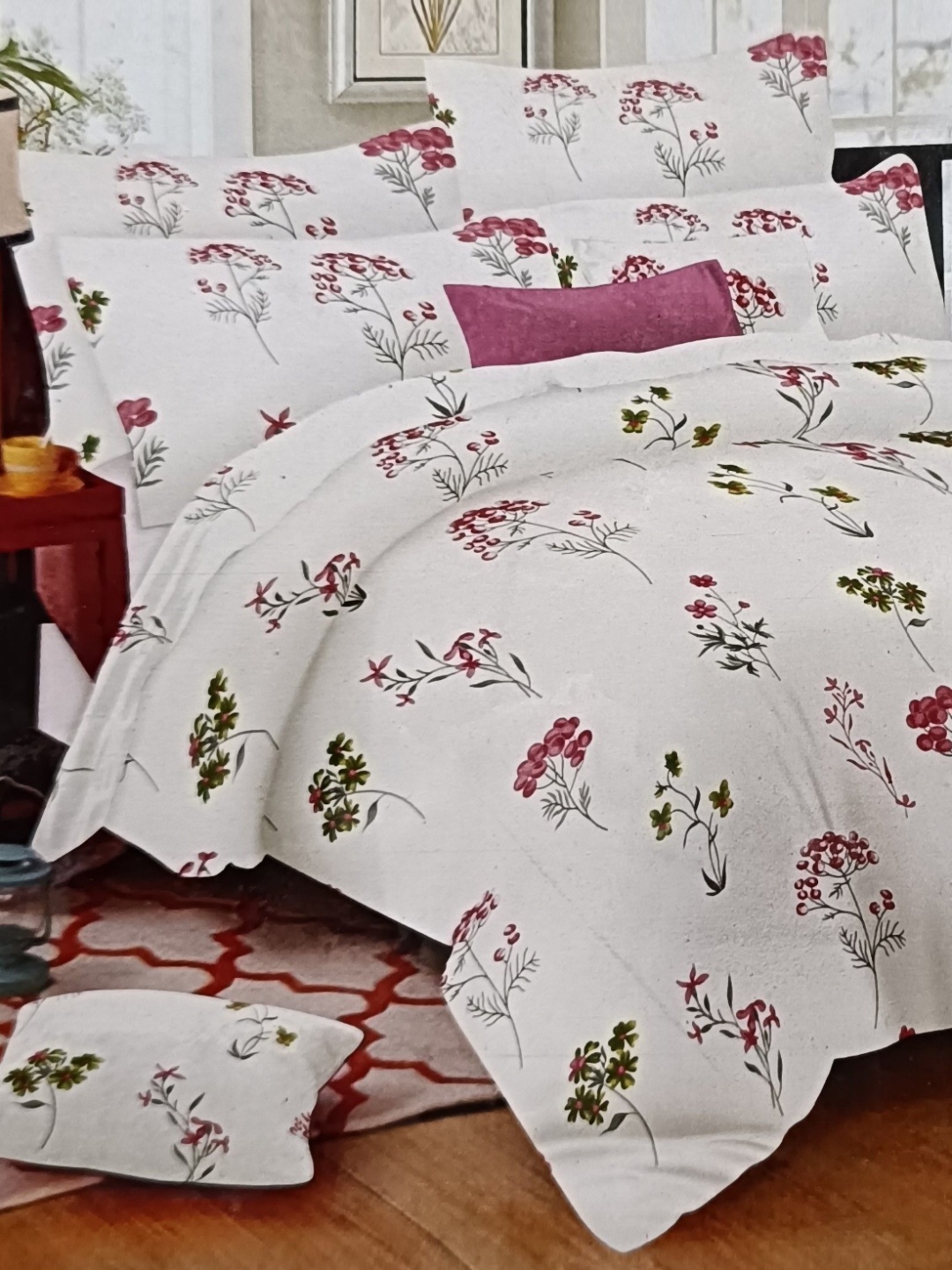 

Signature White & Pink Floral 180 TC King Bedsheet with 2 Pillow Covers