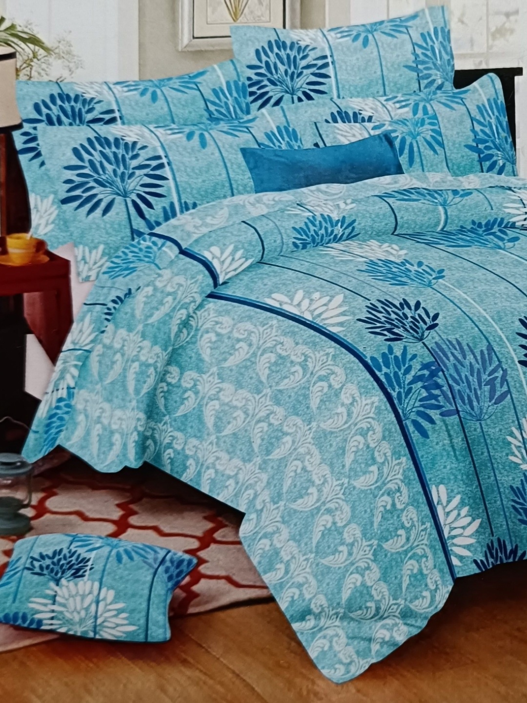 

Signature Blue & White Floral 180 TC King Bedsheet with 2 Pillow Covers