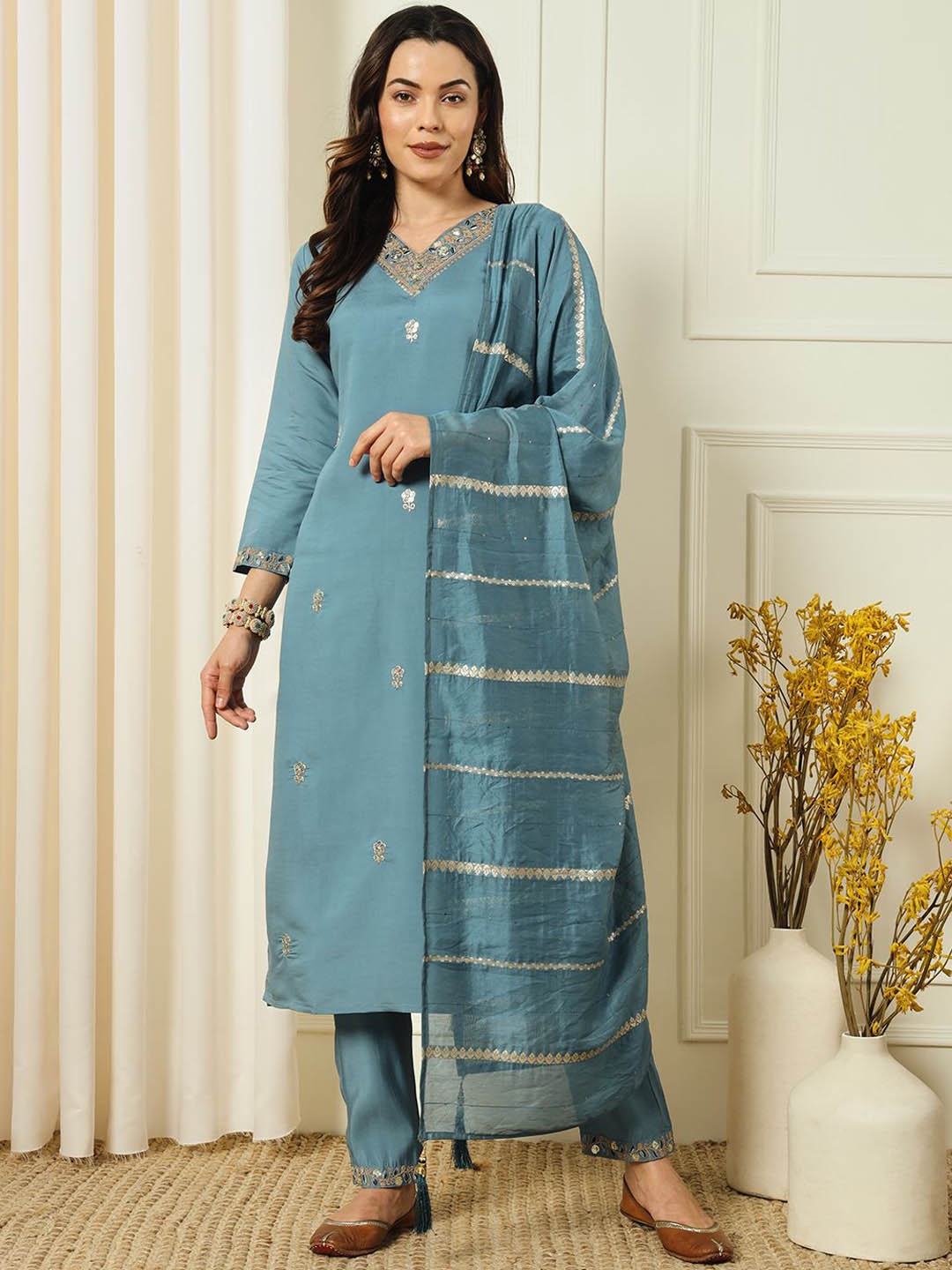 

BHUMIKA CREATION Ethnic Motifs Embroidered Sequinned Raw Silk Kurta With Trousers & With, Turquoise blue