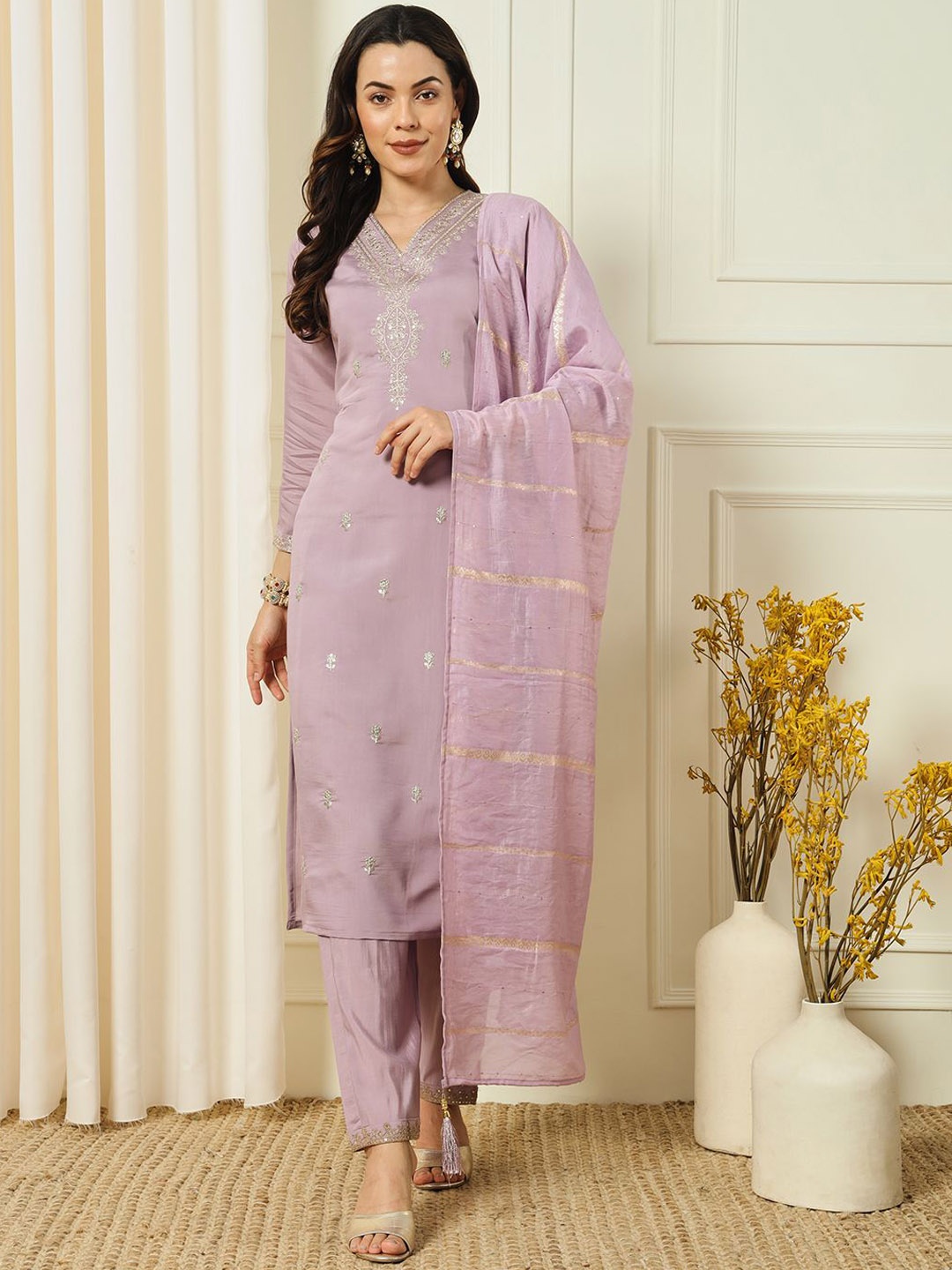 

BHUMIKA CREATION Ethnic Motifs Embroidered Raw Silk Straight Kurta with Trousers & Dupatta, Lavender