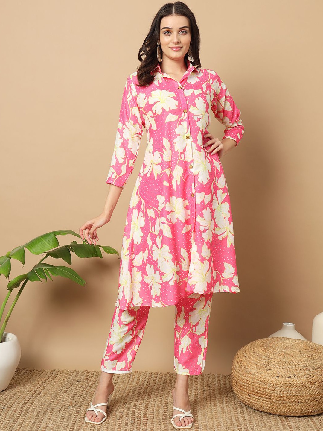 

BHUMIKA CREATION Floral Printed Organic Cotton A-Line Kurta with Trousers, Pink
