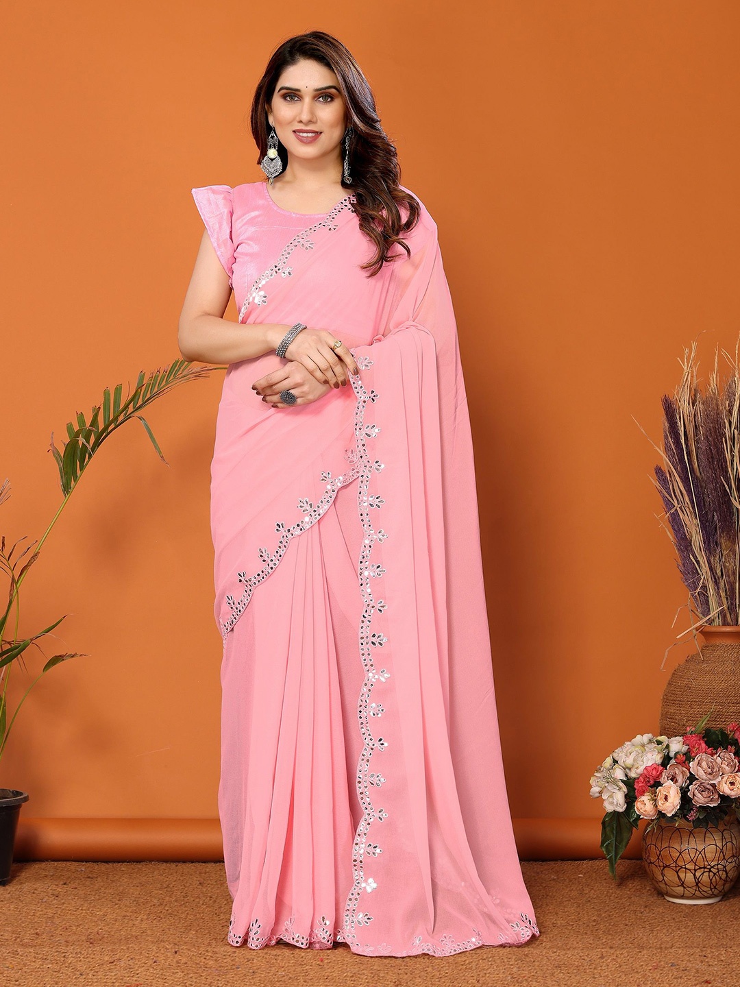 

VEDANT VASTRAM Embellished Mirror Work Saree With Blouse Piece, Pink