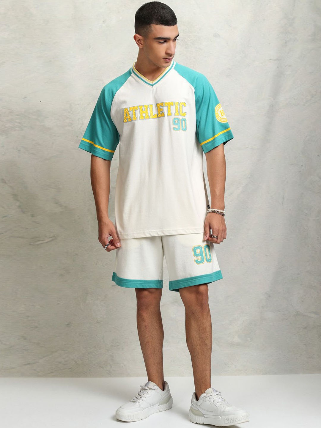 

HIGHLANDER Oversized Printed T-shirt With Shorts, Off white