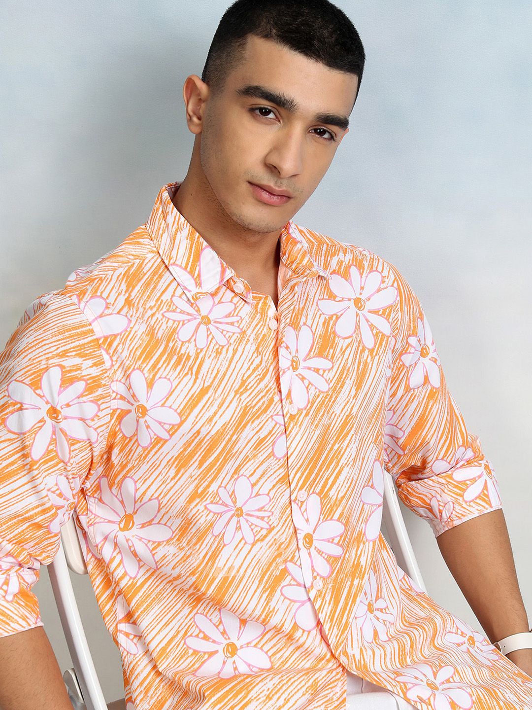 

HIGHLANDER Men Spread Collar Floral Printed Cotton Casual Shirt, White