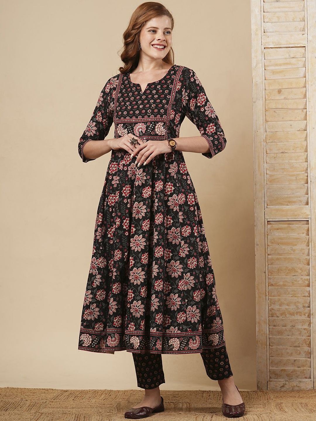 

FASHOR Floral Printed Sequinned Pure Cotton Anarkali Kurta With Trousers, Black