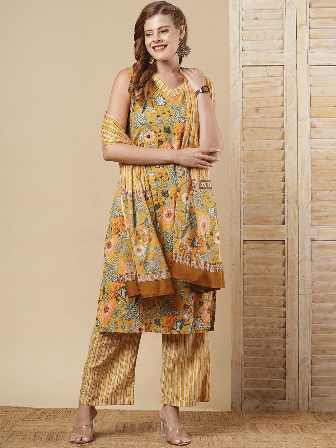 

FASHOR Floral Printed Pure Cotton Straight Kurta With Palazzos & Dupatta, Yellow