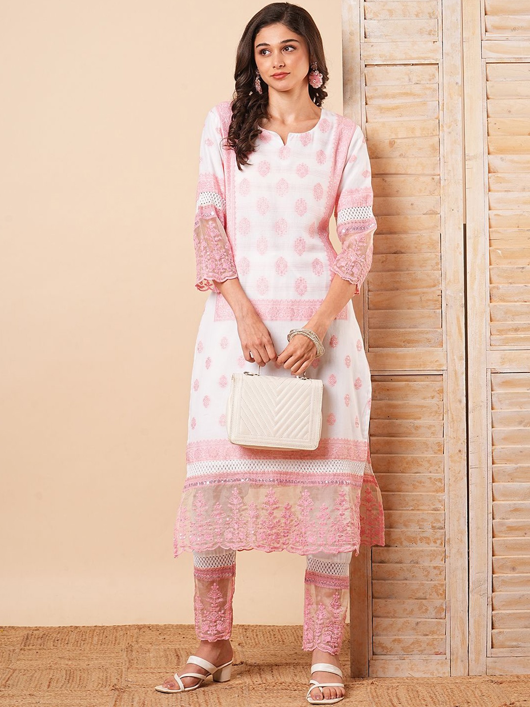 

FASHOR Ethnic Motifs Embroidered Sequinned Pure Cotton Straight Kurta with Trousers, Off white