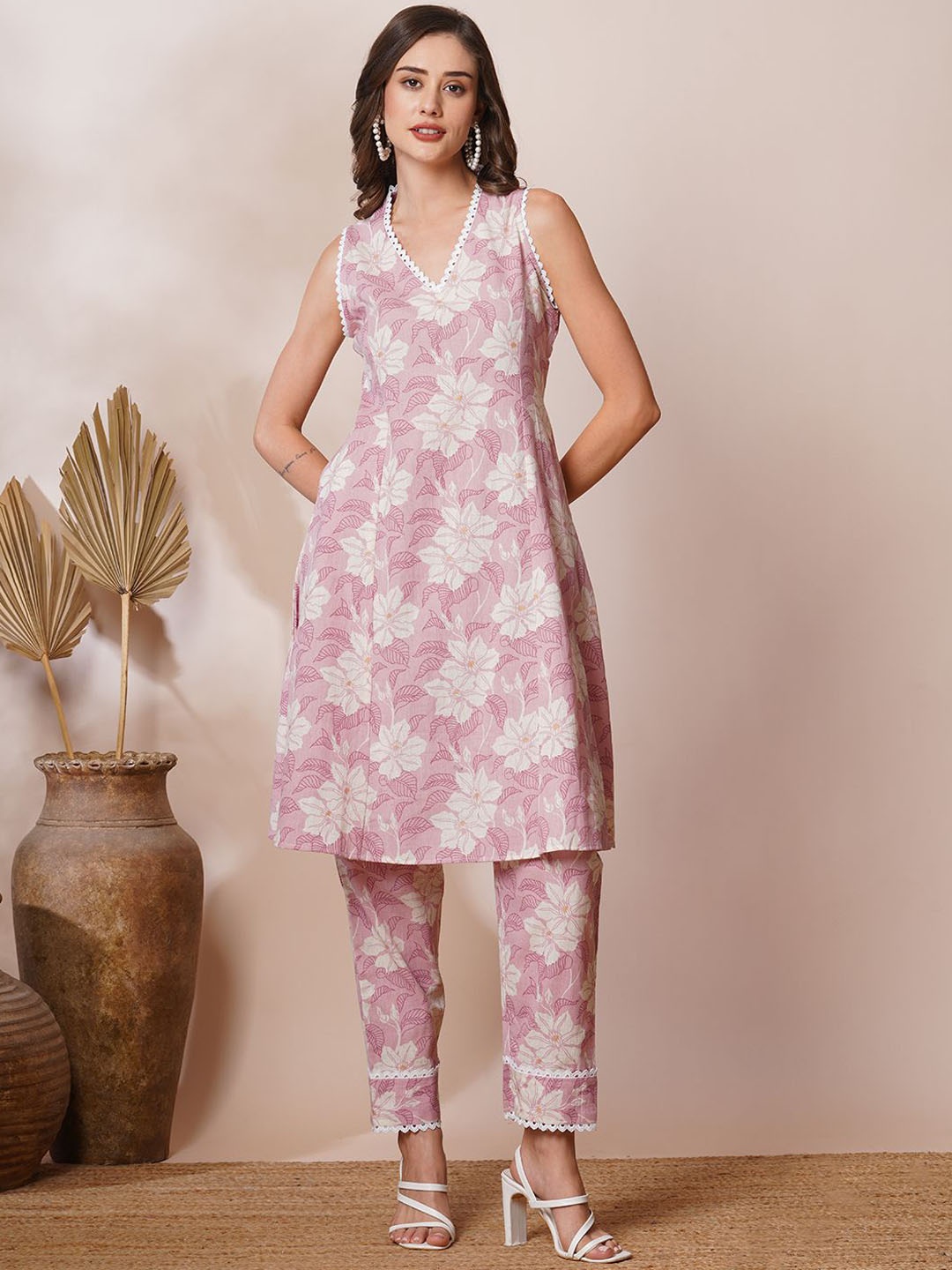 

FASHOR Floral Printed V-Neck Tunic & Trousers, Pink