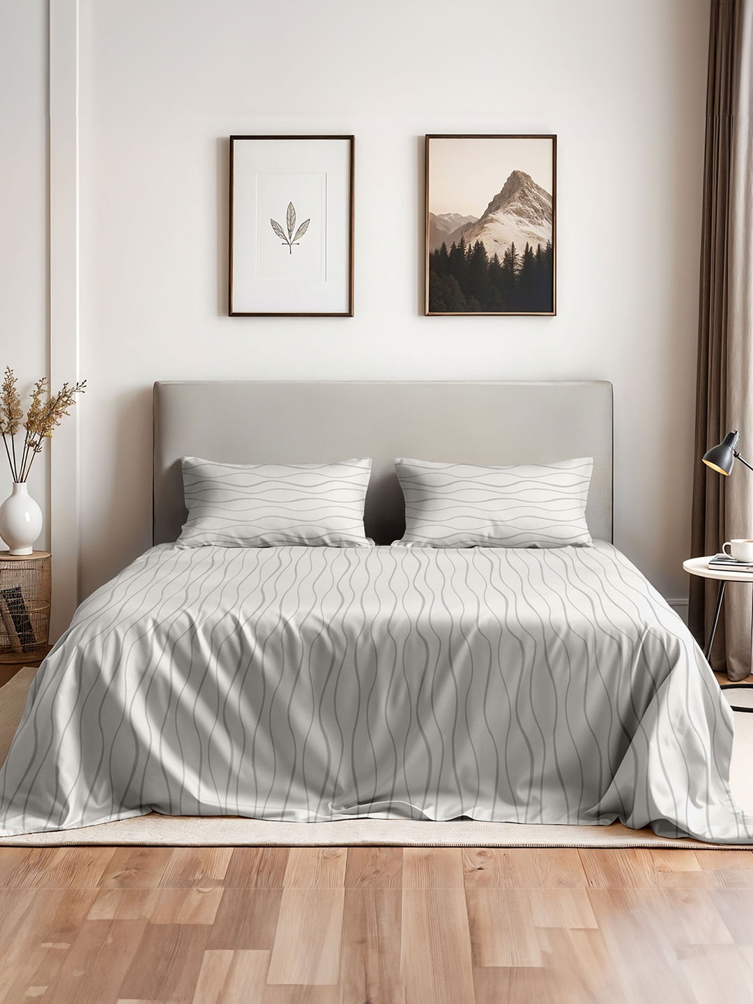 

Myntra Elegant Homes Cream-Coloured 400 TC King Bedsheet with 2 Pillow Covers