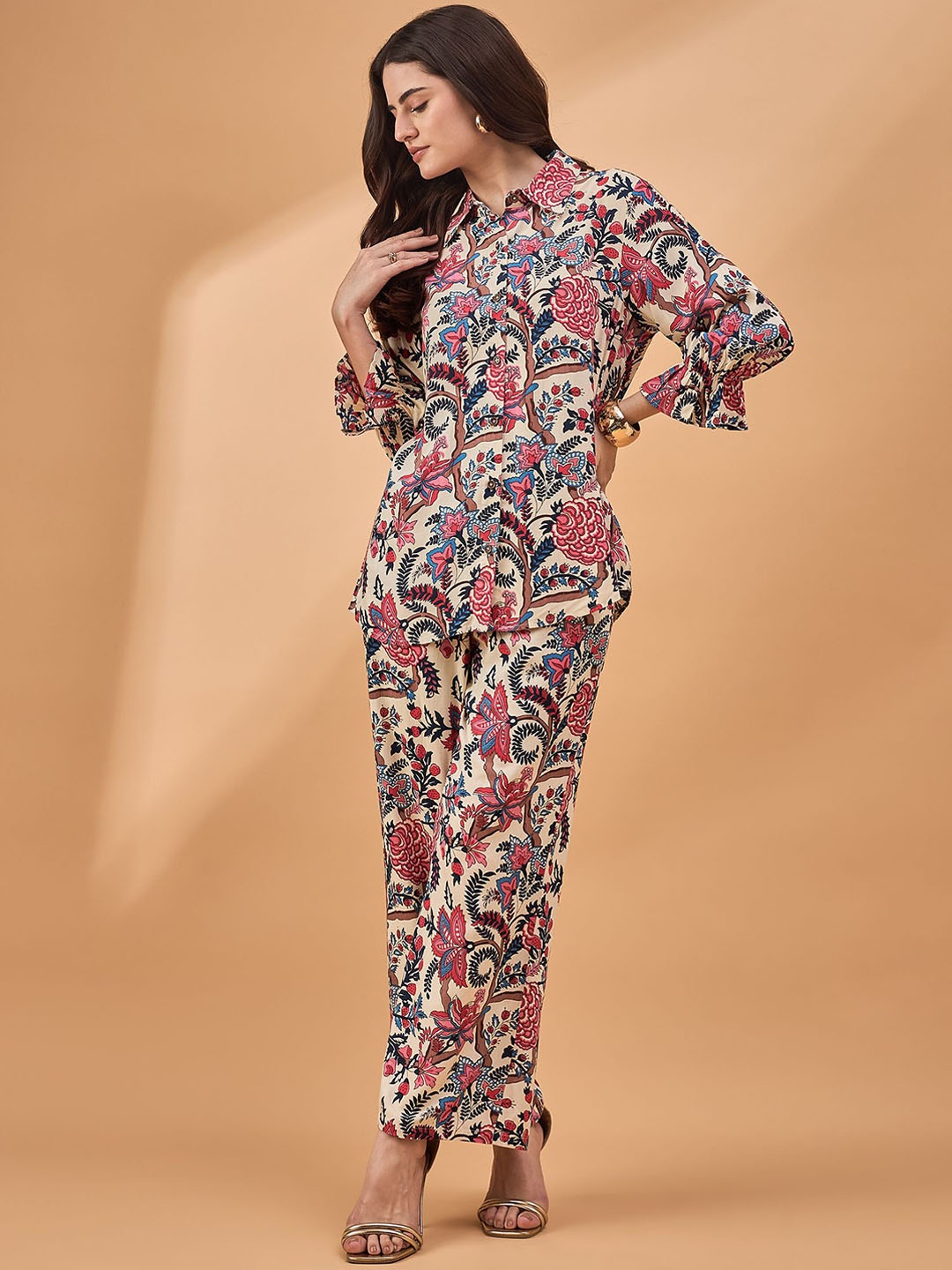 

all about you Beige Floral Printed Pure Cotton Shirt & Trousers