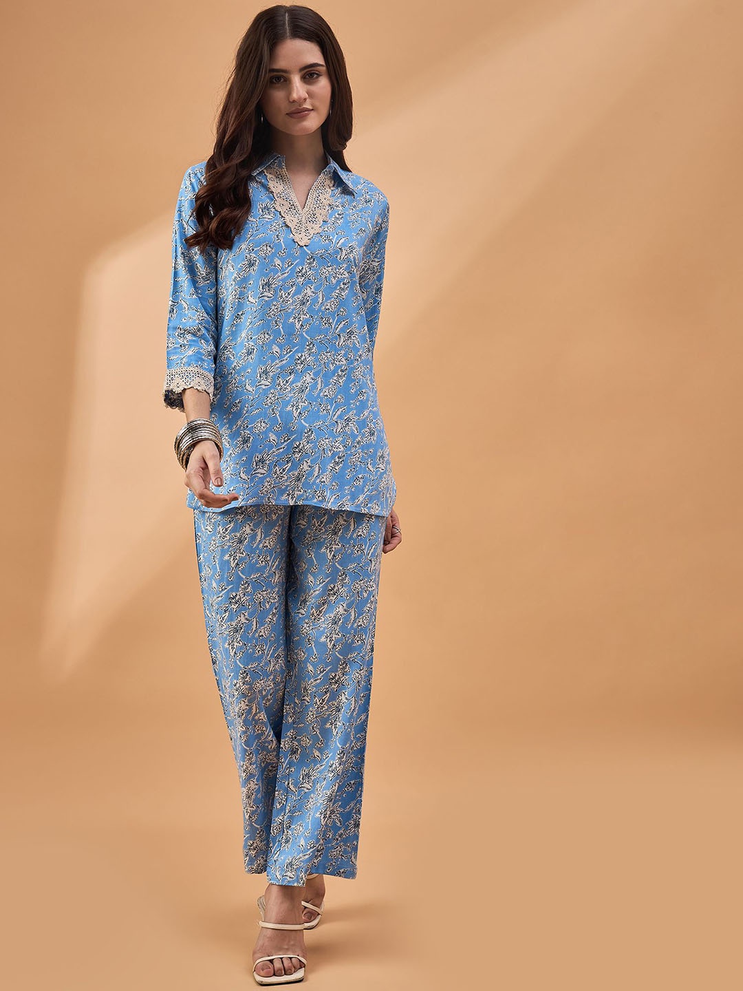 

all about you Blue Floral Printed Shirt Collar Top With Trousers