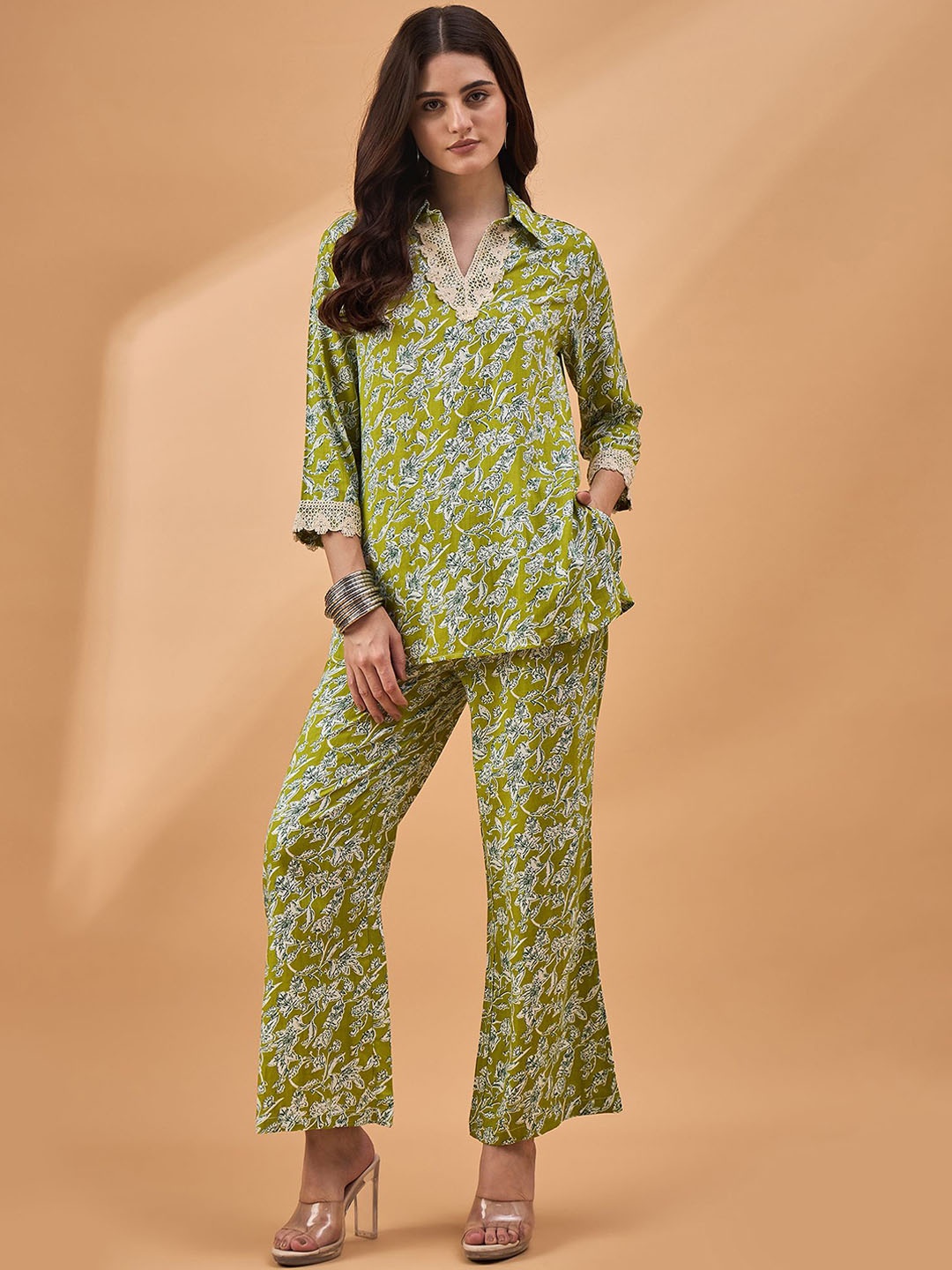 

all about you Green Floral Printed Lace Detailing Top & Trousers