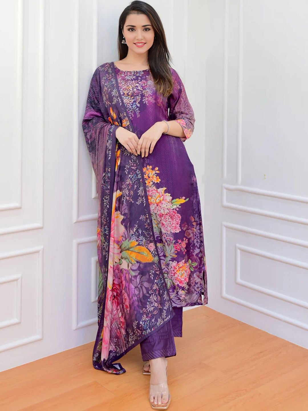 

BLACK SCISSOR Floral Printed Straight Kurta With Trousers & Dupatta, Purple