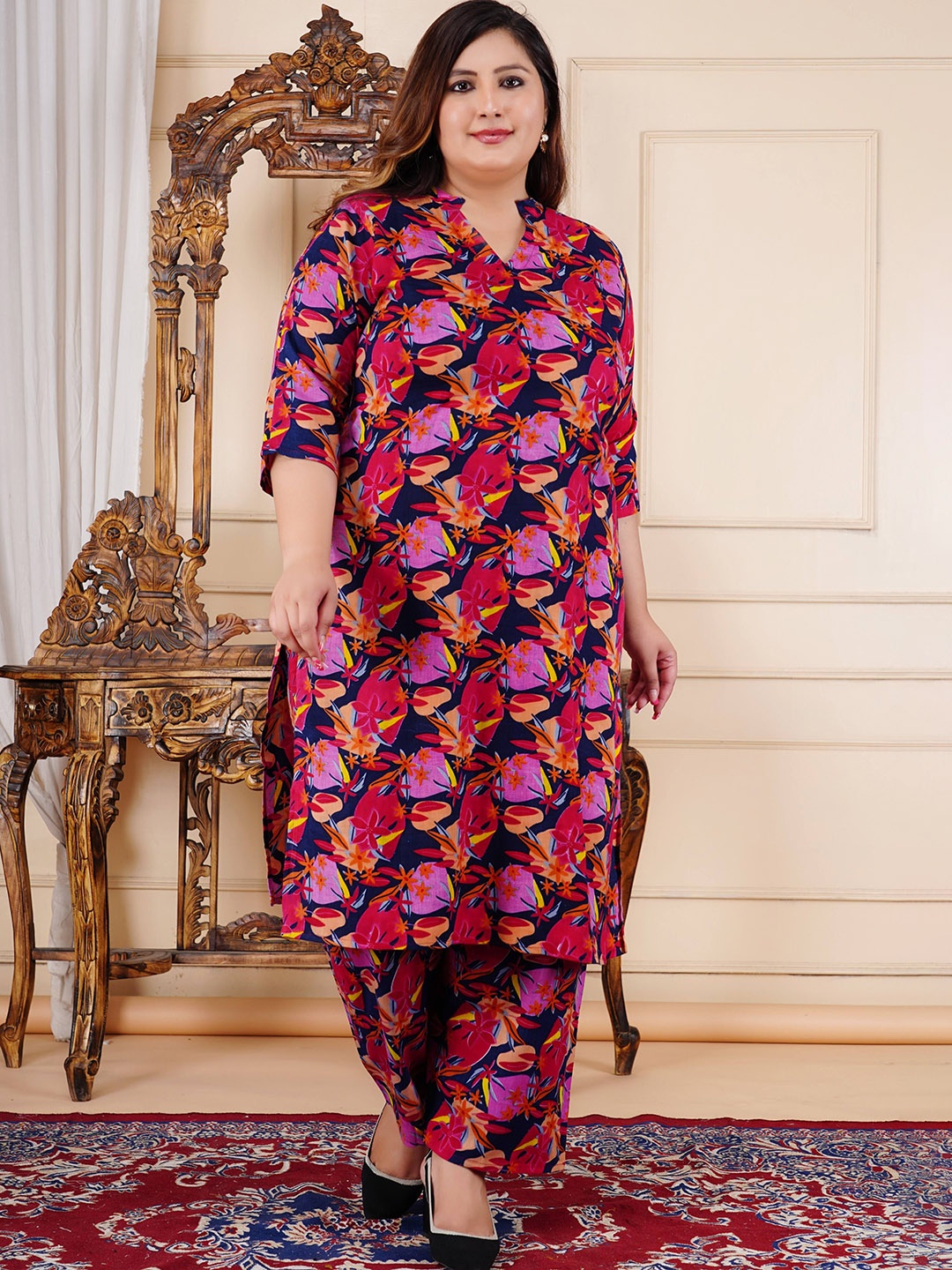 

Chaukas Plus Size Floral Printed Mandarin Collar Straight Kurta With Palazzos, Pink