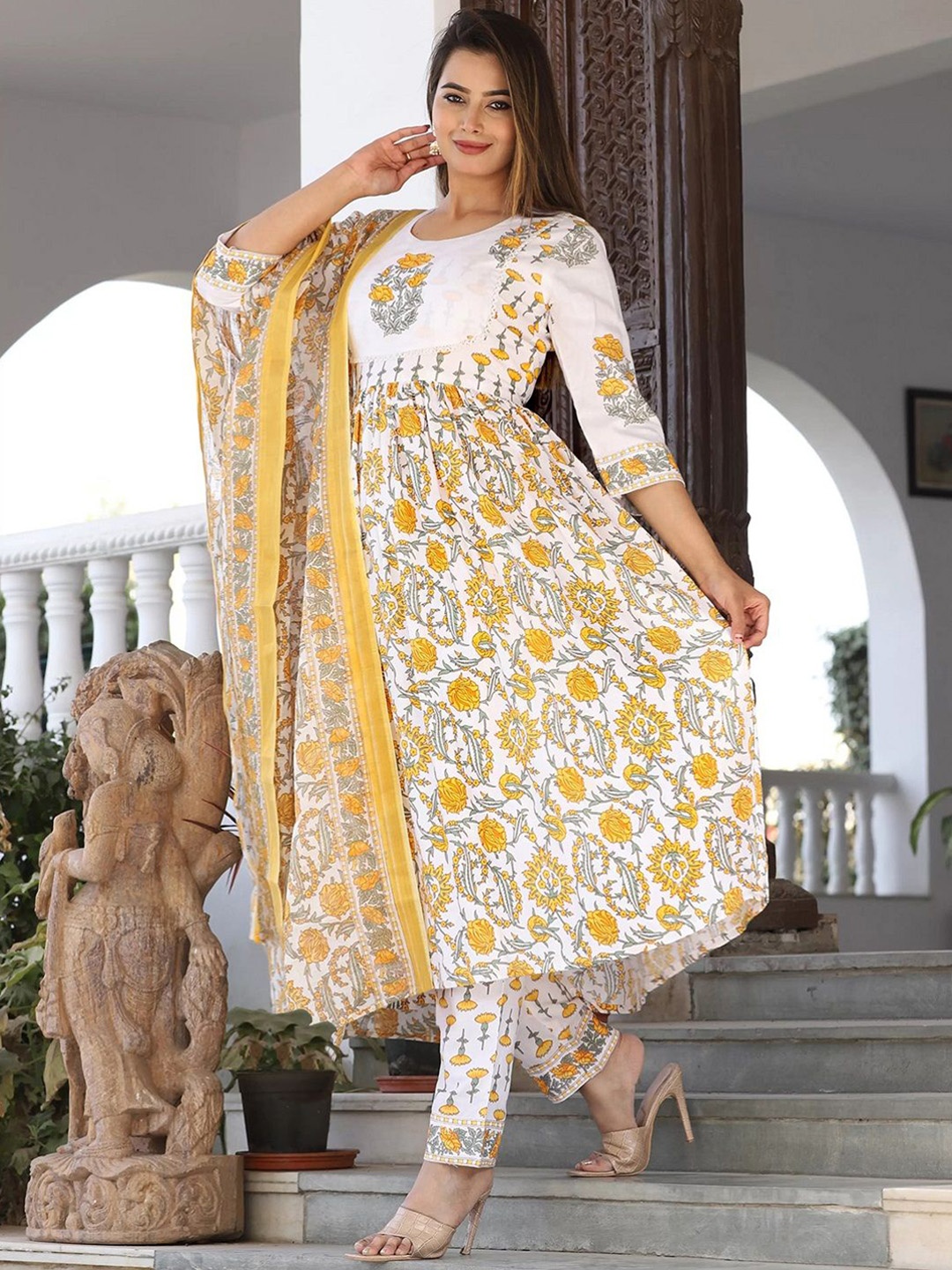 

7Threads Ethnic Motifs Printed A-Line Kurta with Trousers & Dupatta, White