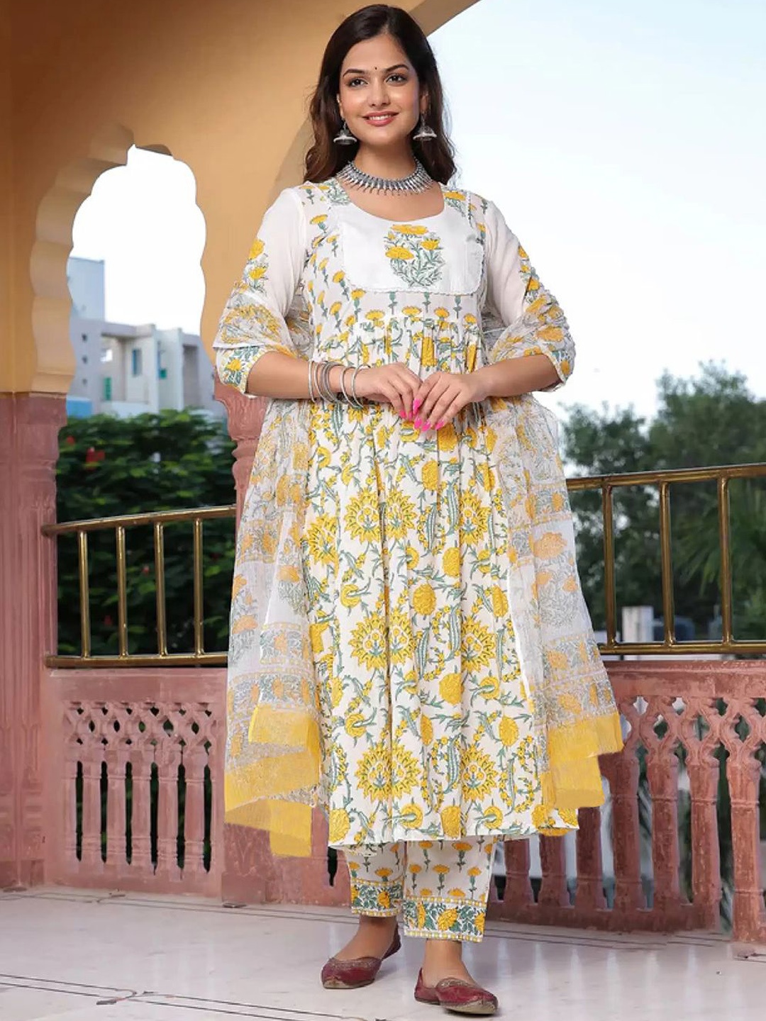 

7Threads Floral Printed Anarkali Kurta with Trousers & Dupatta, White