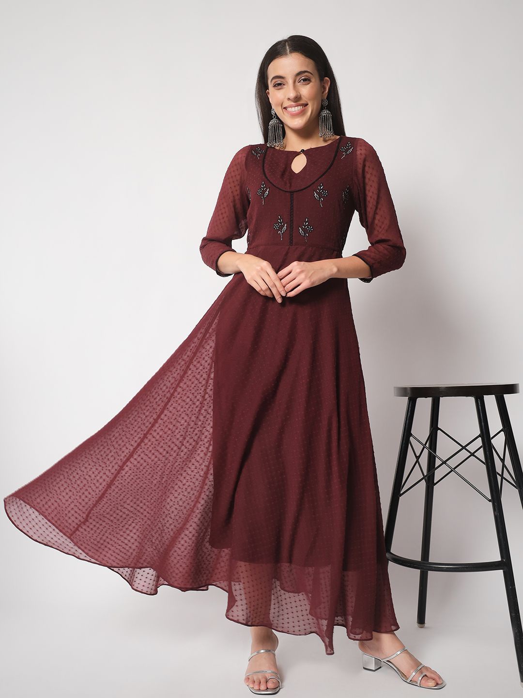 

ARDITA Women Self Design Keyhole Neck Fit and Flare Dress, Magenta