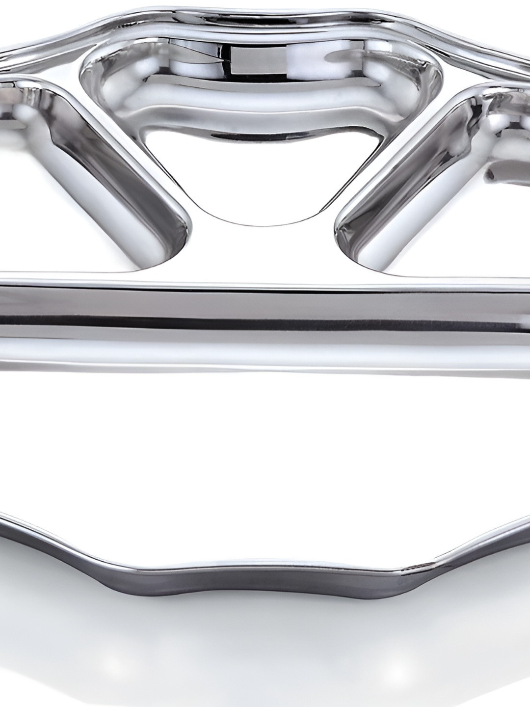 

Expresso Silver Toned 4 Pieces Snacks Serving Plates