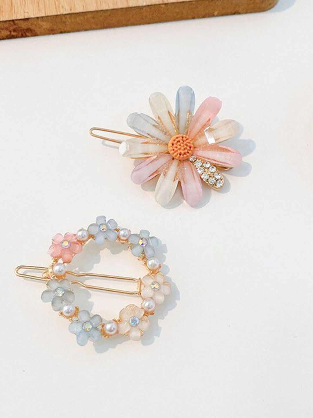 

Xivir Women Set of 2 Embellished Bobby Pins, Blue