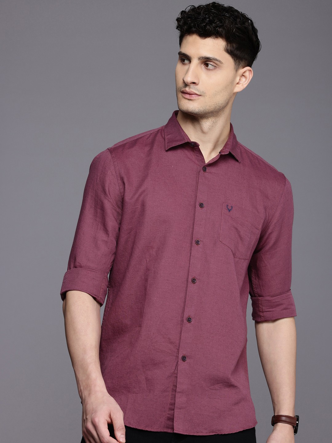 

Allen Solly Classic Fit Cutaway Collar Cotton Linen Casual Shirt, Purple