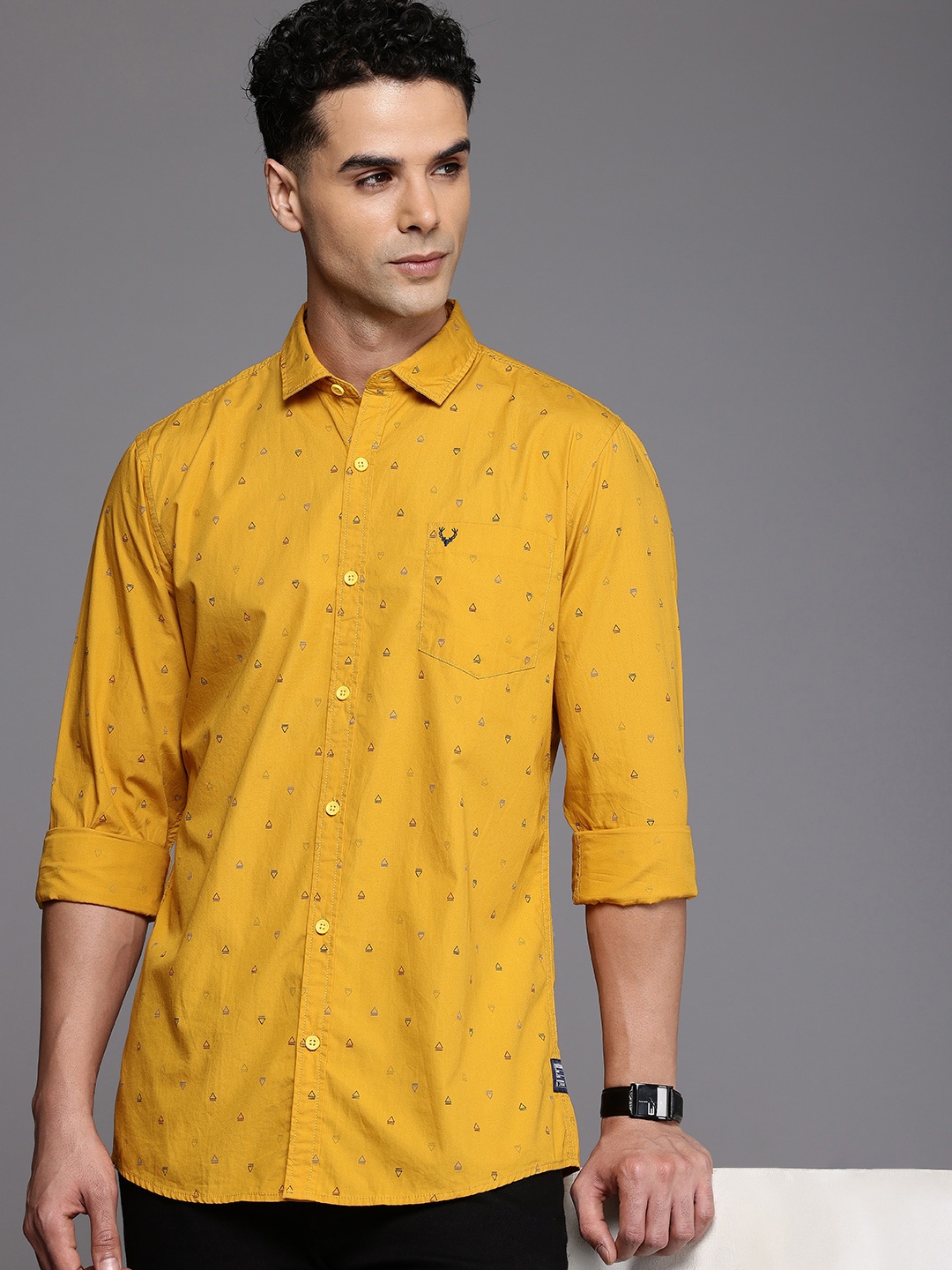 

Allen Solly Pure Cotton Custom Slim Fit Opaque Printed Casual Shirt, Yellow