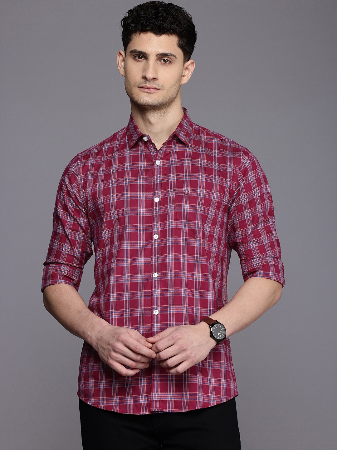 

Allen Solly Classic Fit Checked Cutaway Collar Pure Cotton Casual Shirt, Pink