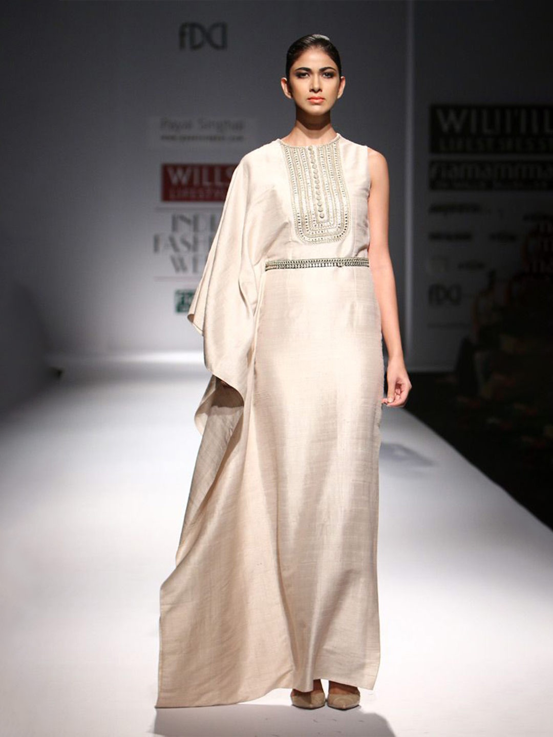 

Payal Singhal Firoza Stone Dupion Silk Kaftan with an Embroidered Yoke and Belt., Cream