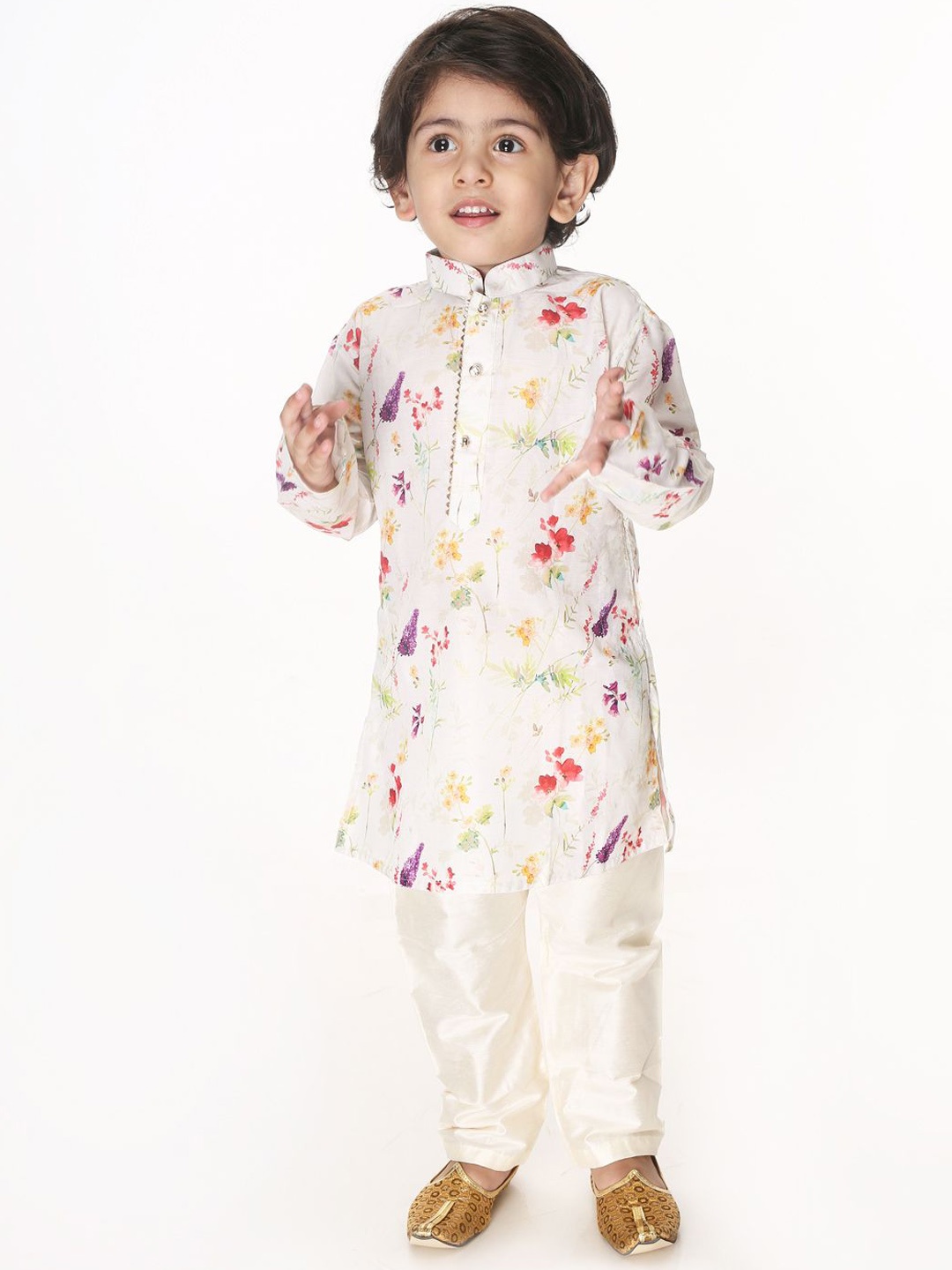 

VASTRAMAY Infant Boys Floral Printed Mandarin Collar Cotton Silk Straight Kurta, Off white