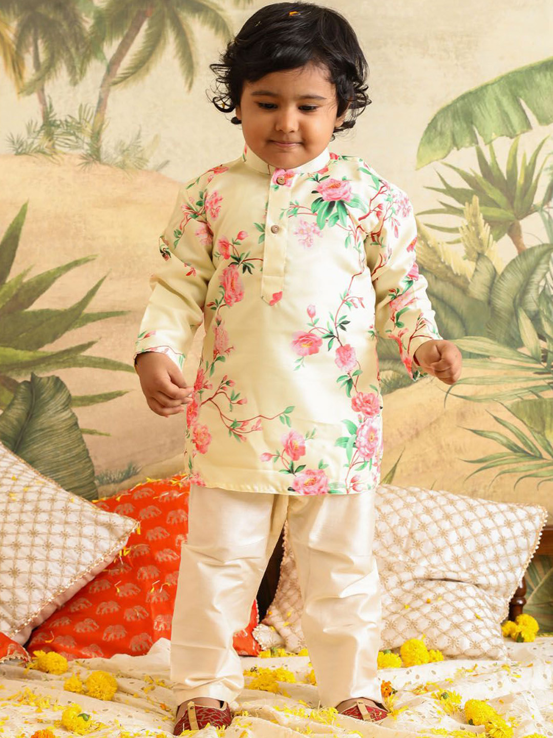 

VASTRAMAY Infants Boys Floral Printed Regular Kurta with Pyjamas, Cream