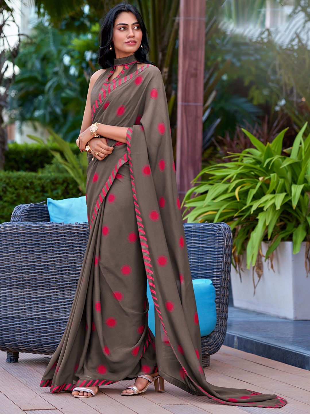 

Anouk Polka Dot Poly Georgette Saree, Grey