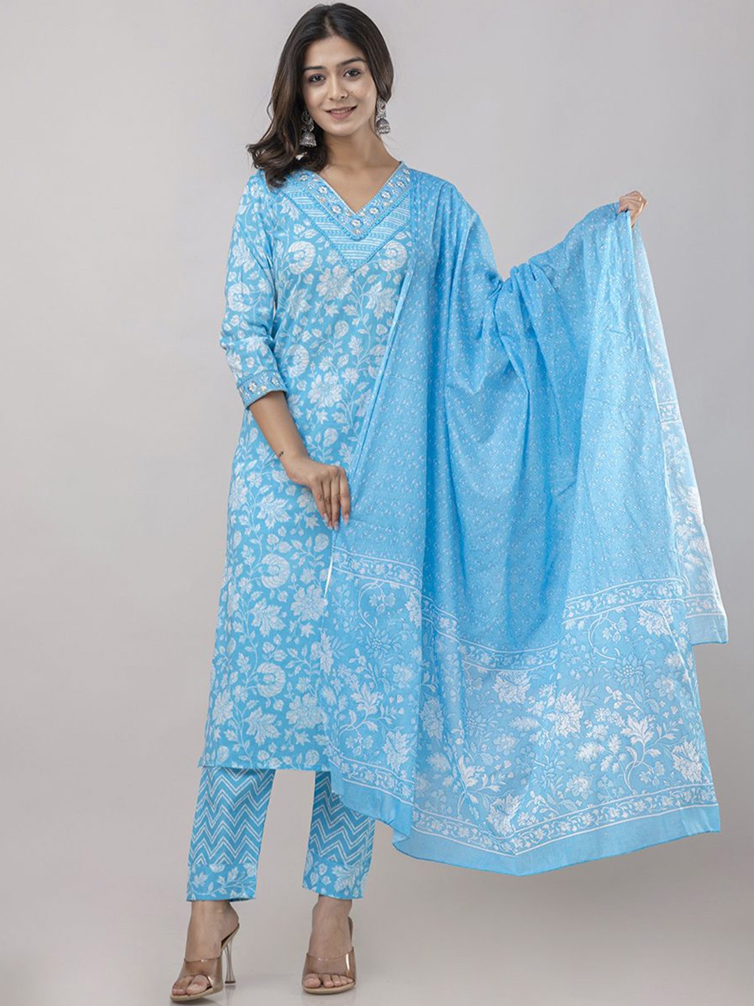 

Jasoriya Floral Printed Pure Cotton Straight Kurta With Trousers & Dupatta, Turquoise blue