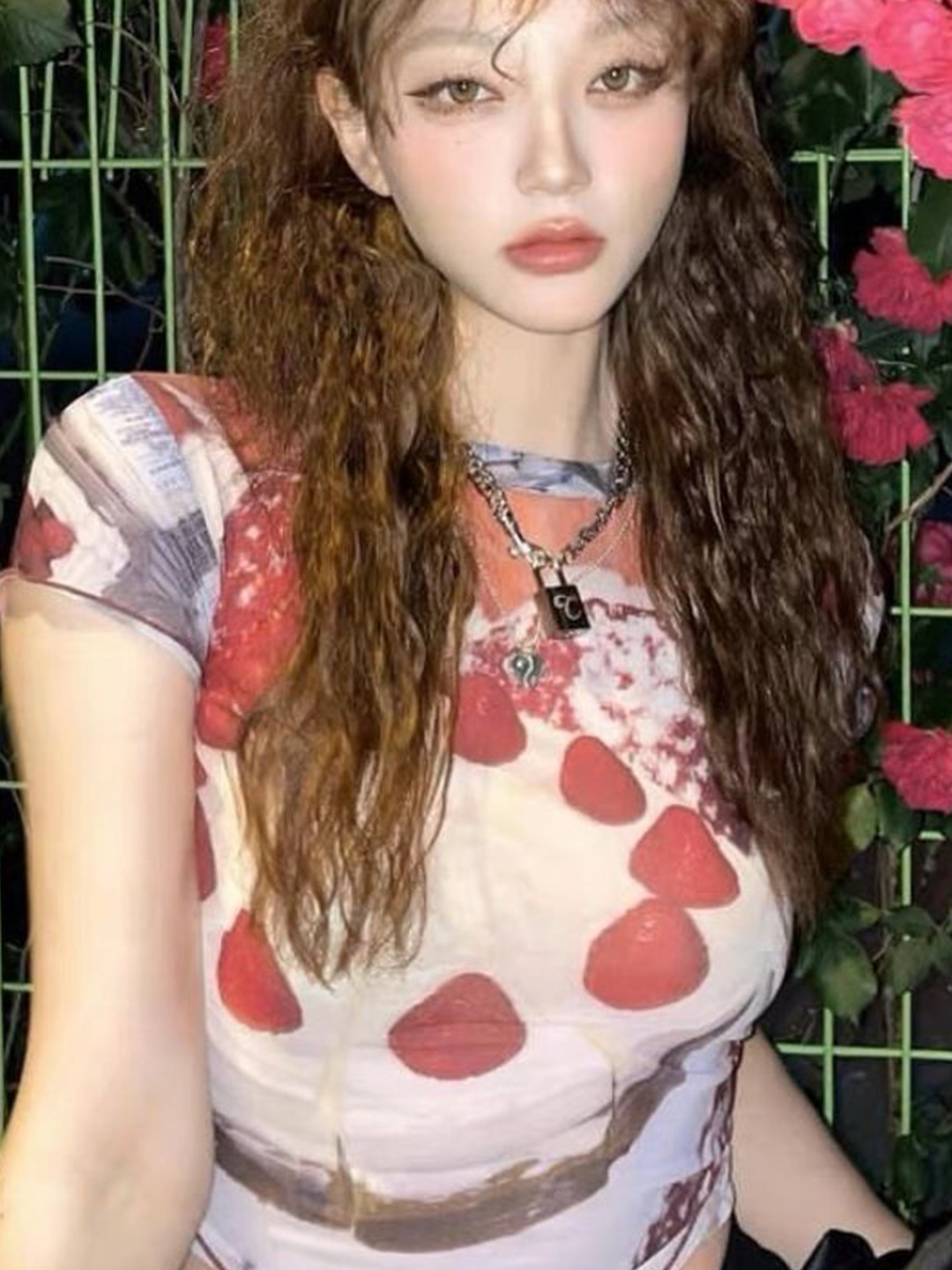 

StyleCast x Revolte Floral Print Top, Black
