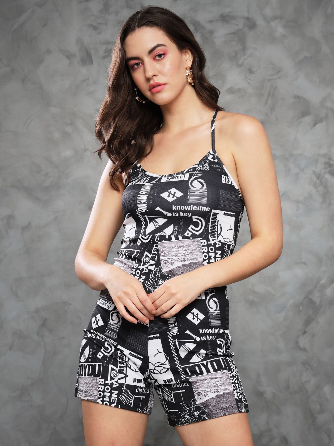 

TANDUL Printed Shoulder Straps Jumpsuit, Black