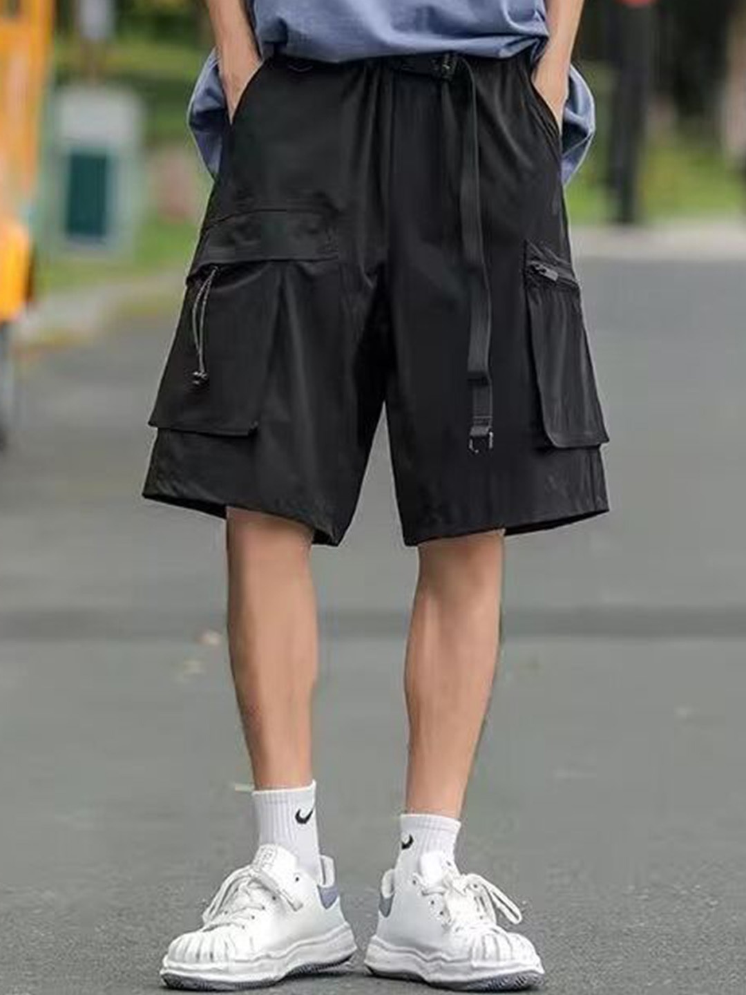 

StyleCast Men Solid Regular Fit Cargo Shorts, Black