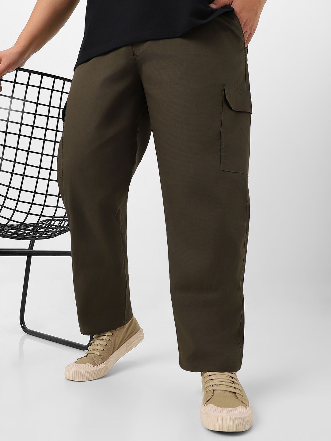 

Urbano Plus Men Cargo Chinos Trouser, Olive