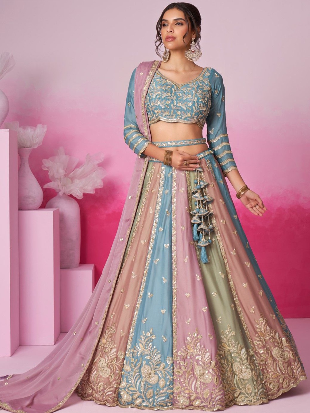 

panchhi Embroidered Sequinned Semi Stitched Lehenga & Unstitched Blouse With Dupatta, Turquoise blue