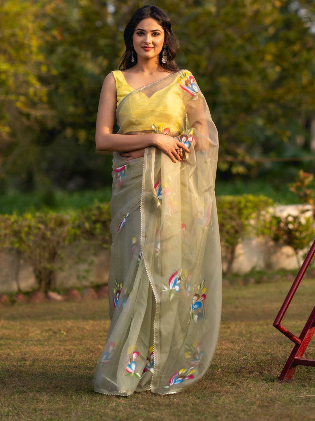 

HOUSE OF JAMOTI Floral Gotta Patti Organza Saree, Yellow