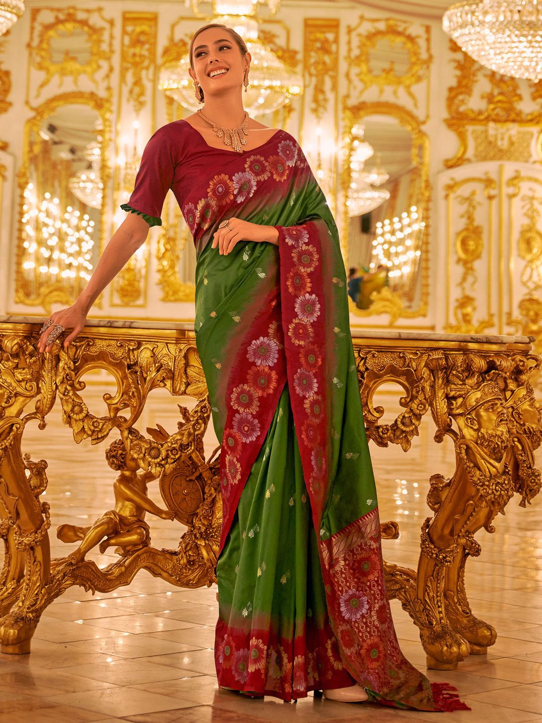 

Panzora Ethnic Motif Zari Woven Banarasi Saree, Green