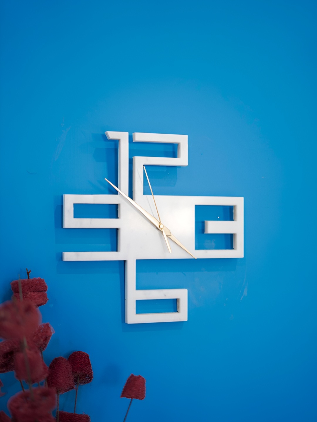 

HOMEARTE White Analogue Numericals Wall Clock