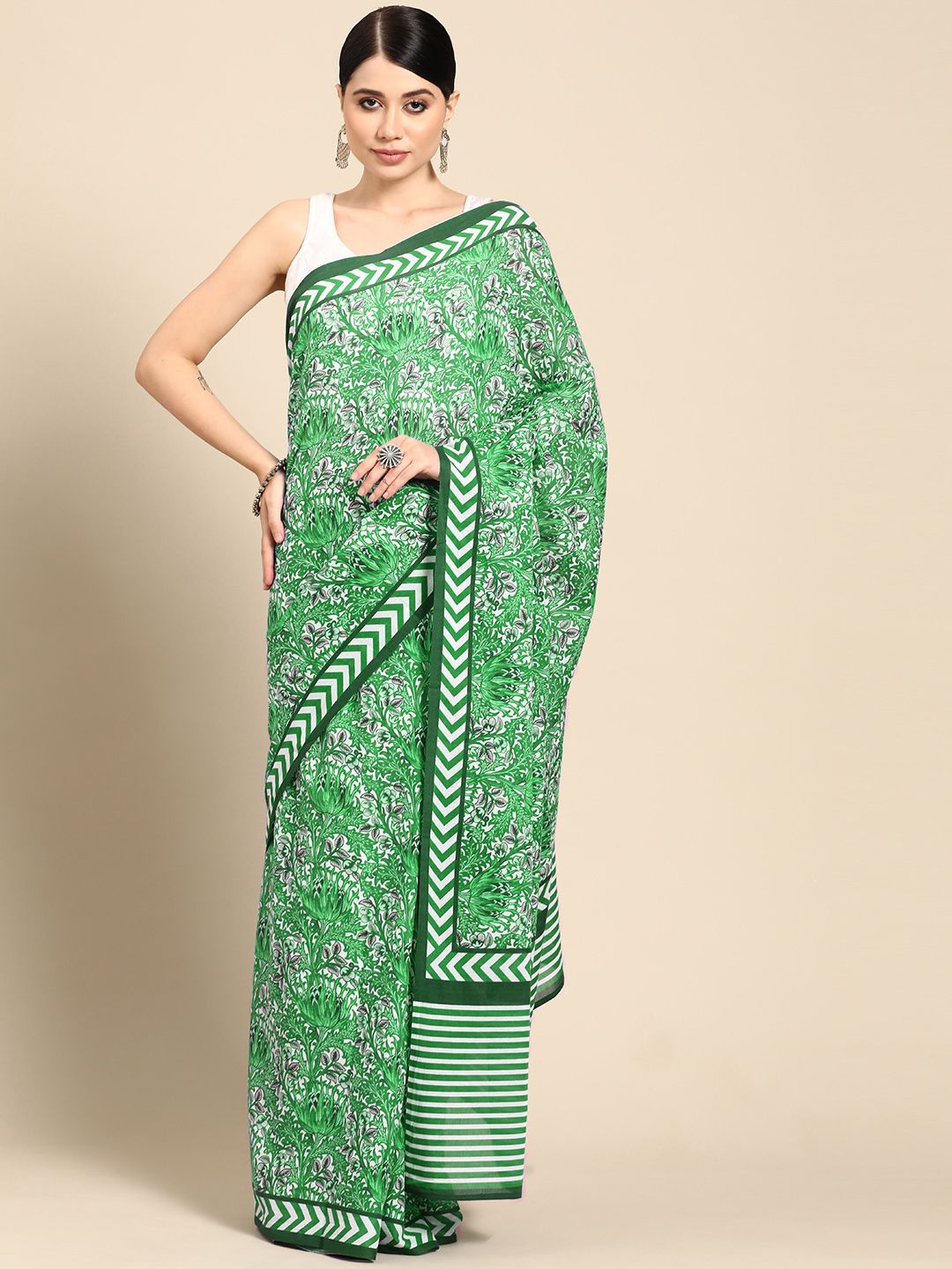 

BUTA BUTI Floral Pure Cotton Saree, Green