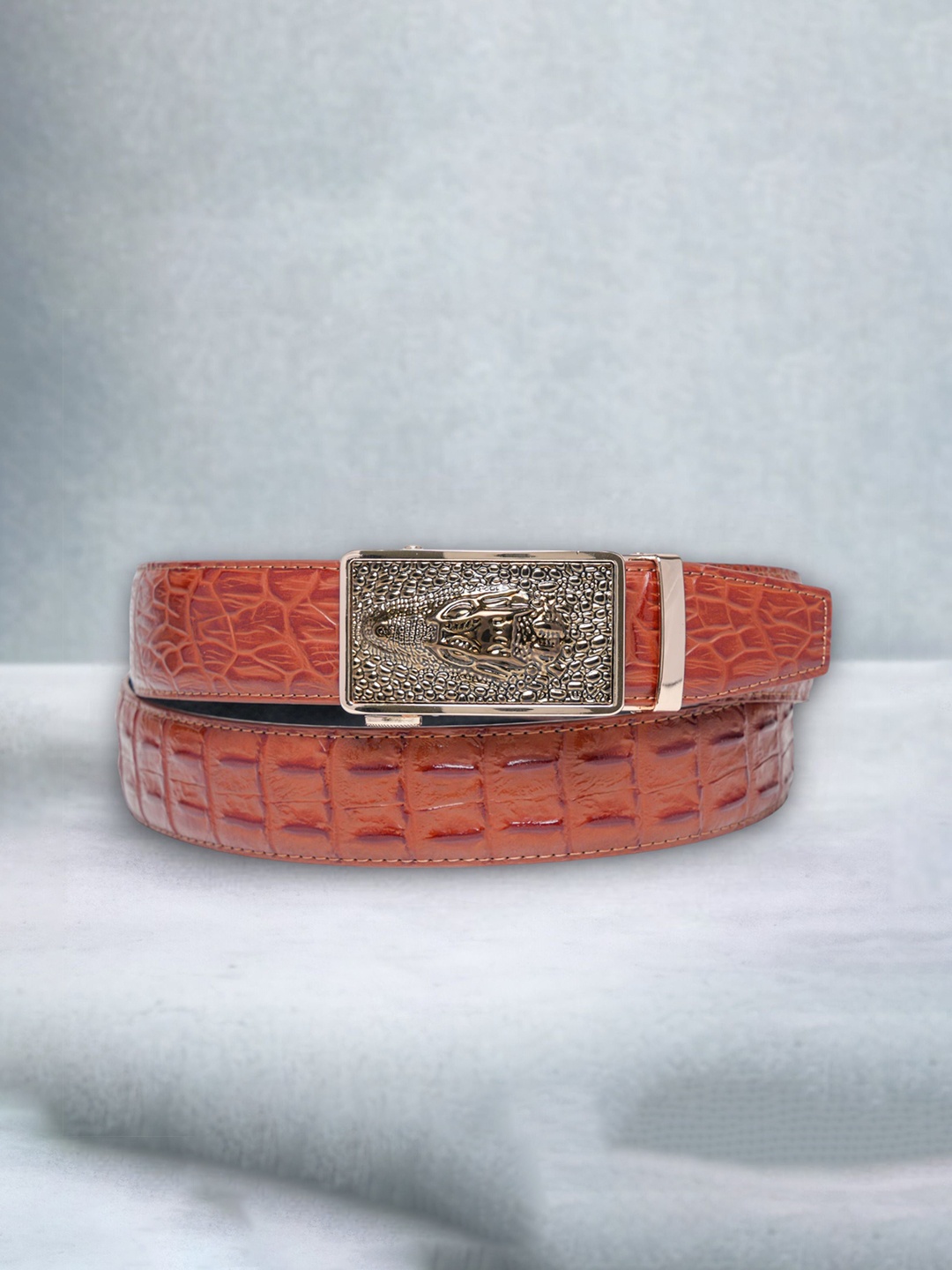

CHOKORE Men Textured Leather Belt, Brown