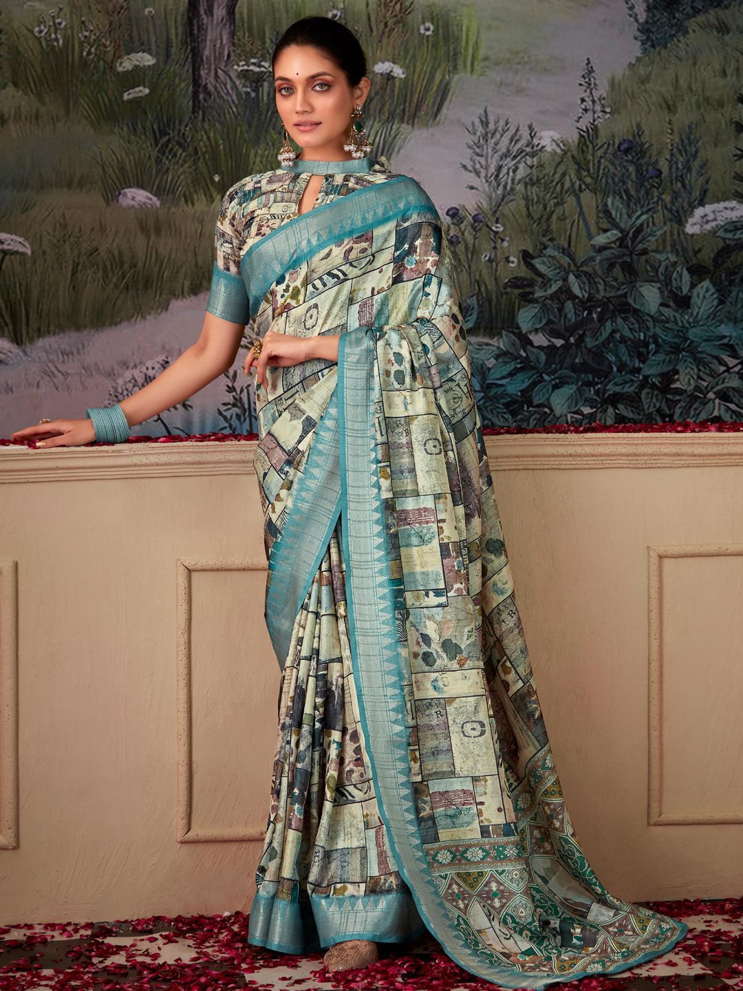 

Panzora Women Printed Tussar Sarees, Teal