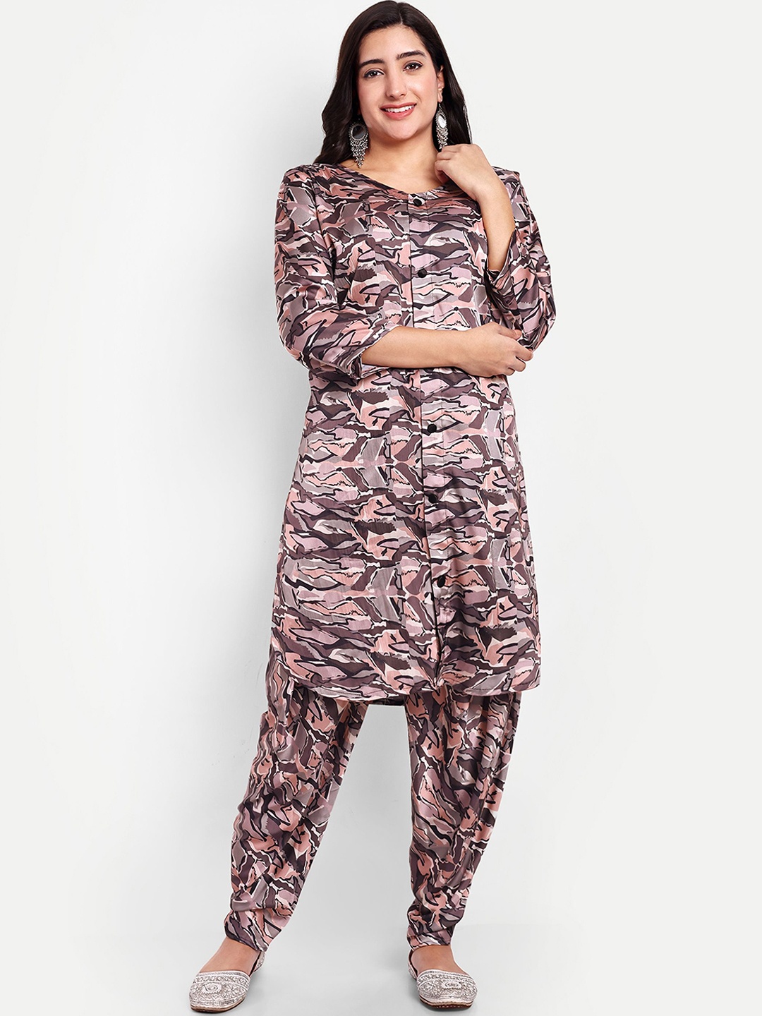 

TILISM Abstract Printed V-Neck Tunic With Trouser, Pink